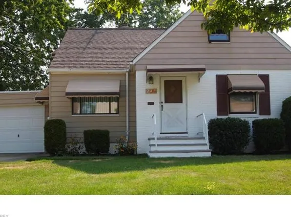 247 E 242nd St, Euclid, OH 44123