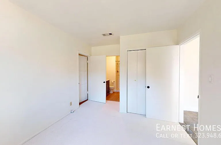 14920 Hesby St — Photo 13