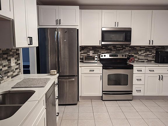 4th image of 1341 Hazel Nut Ct
