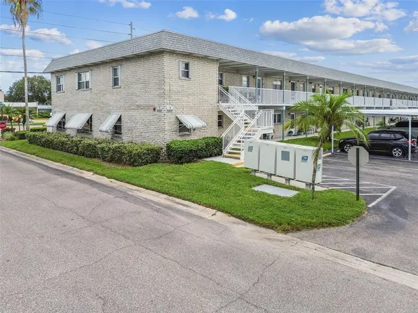 5357 81st St N APT 1, Saint Petersburg, FL 33709