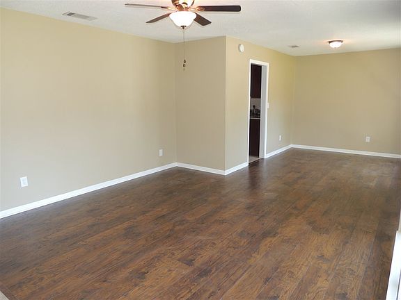 3rd image of 4918 NW 36th Dr