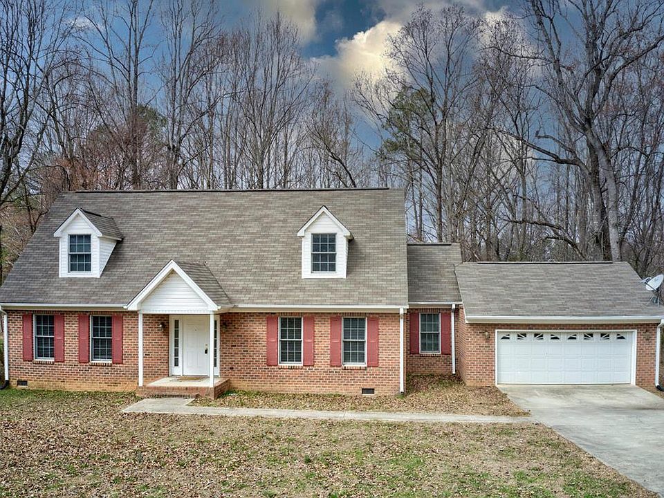 1st image of 113 Occoneechee Dr