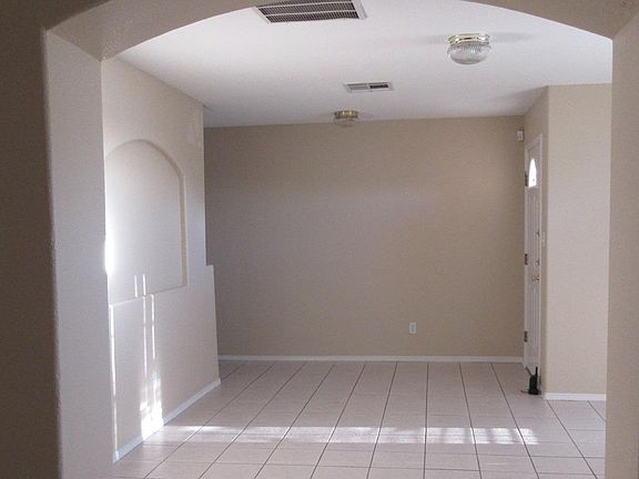 2nd image of 1460 Luz De Agua Pl