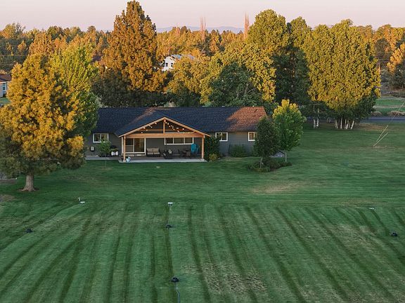 3rd image of 63235 Anika Ln