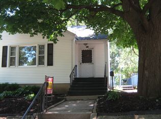 712 Cowles Ave, Joliet, IL 60435