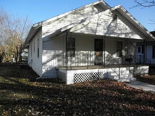 2nd image of 1312 Menor St
