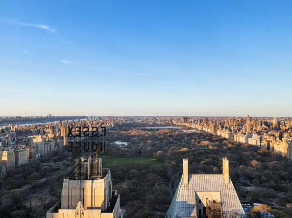 157 West 57th Street 52B image 2 of 37