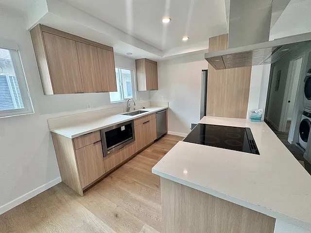 1302 Amethyst St #C — Photo 3