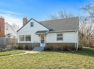 1194 Lealand Rd E, Saint Paul, MN 55109