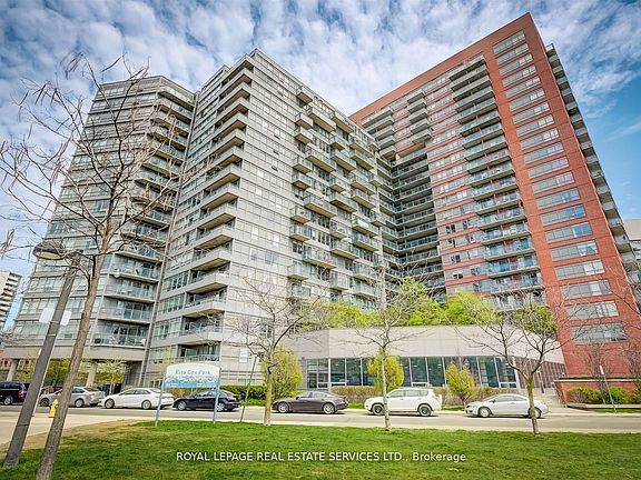 2nd image of 38 Joe Shuster Way #1318