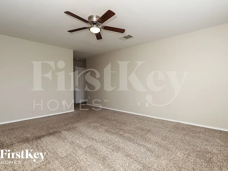 6026 Ironmill Crk — Photo 10