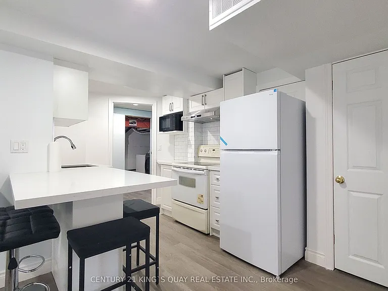 77 White Heather Blvd #BASEMENT — Photo 5