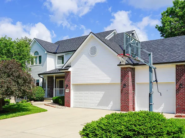 1608 Skyline Dr, Council Bluffs, IA 51503