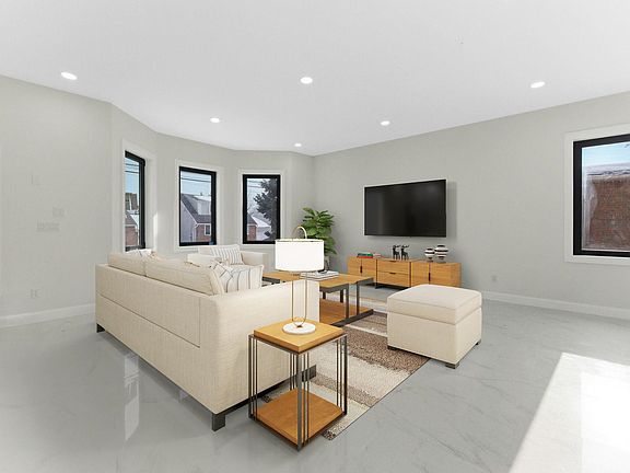 3rd image of 703 3rd St