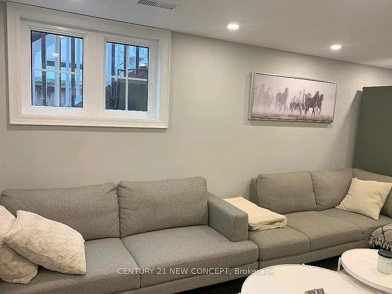 2285 Blue Oak Cir #BASEMENT — Photo 19