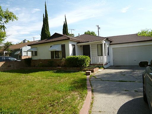 1st image of 8926 Darby Ave