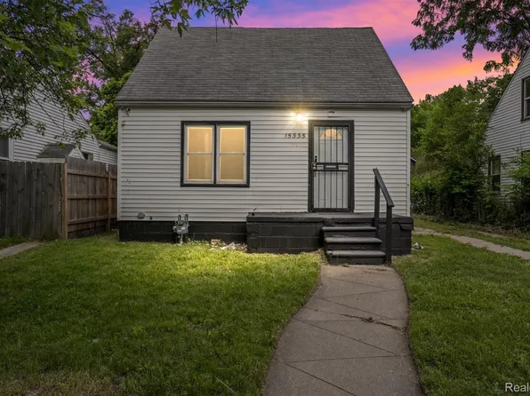 15335 Fielding St, Detroit, MI 48223