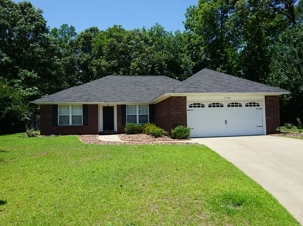 1740 Pyracantha Ct, Sumter, SC 29154