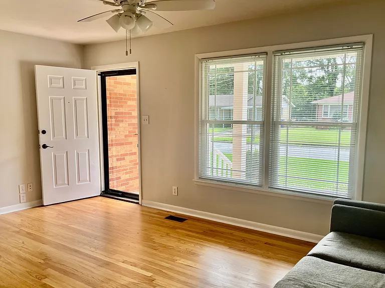 313 Jack Coleman Dr NW — Photo 2