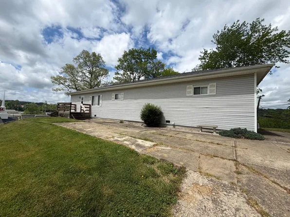 5283 Big Tyler Rd, Charleston, WV 25313