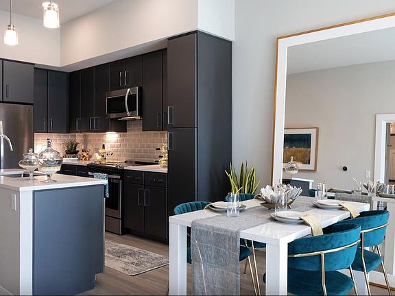 3rd image of 1746 N Lafayette St #232