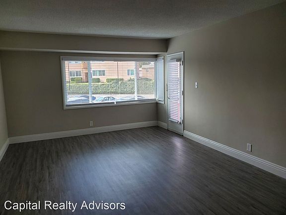 4th image of 5708 Condon Ave
