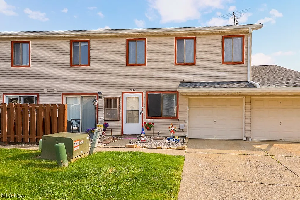 4220 Regal Ave photo 1