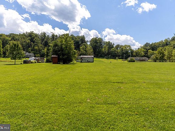 5th image of 1806 Deer Rapids Rd