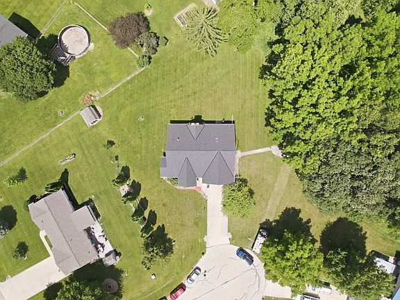 4th image of 2160 Park Cir