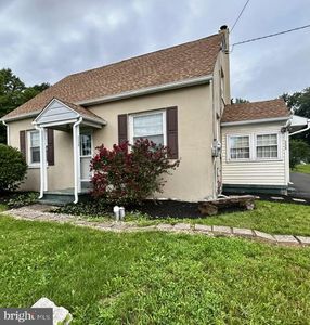 3330 Pricetown Rd, Fleetwood, PA, 19522