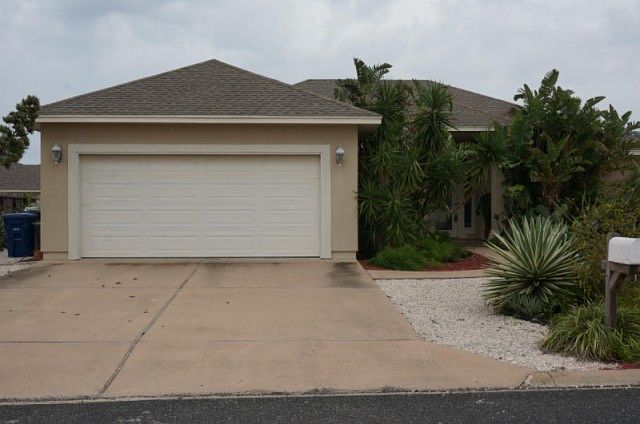 1st image of 15922 Cozumel Dr