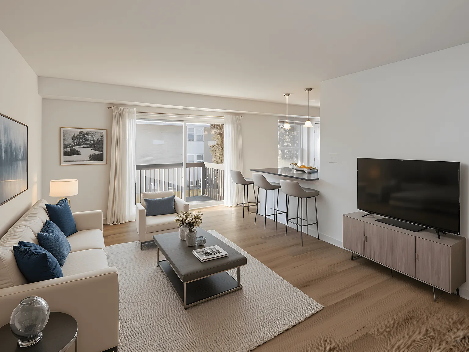 Top Of The Hill Apartments — Photo 3