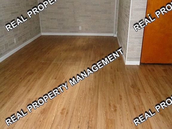 4th image of 3324 Glenwood St