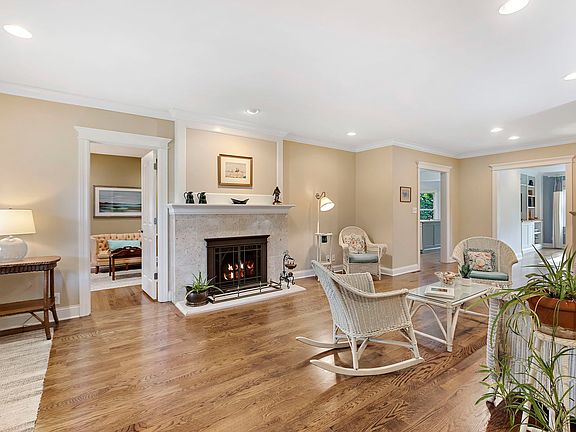 3rd image of 701 Rockland Ave