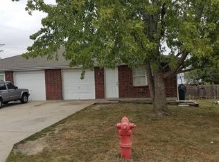 213B N Cypress St, Grain Valley, MO 64029