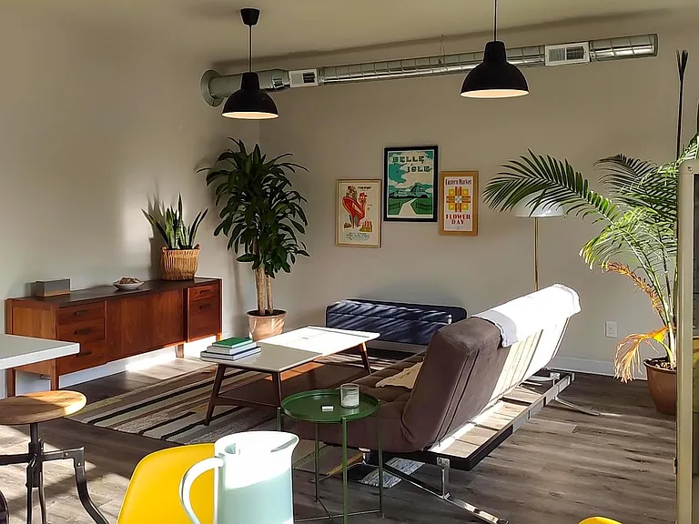 Elaine Lofts — Photo 16