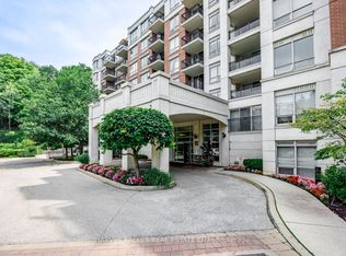 38 William Carson Cres #623, Toronto, ON M2P 2H2