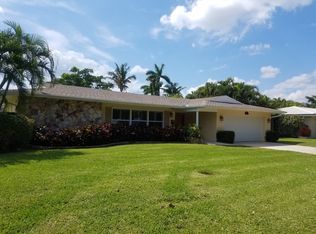 867 Lakeside Dr, North Palm Beach, FL 33408