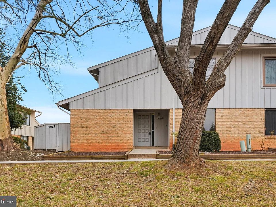 1st image of 10943 Trotting Ridge Way Unit 2