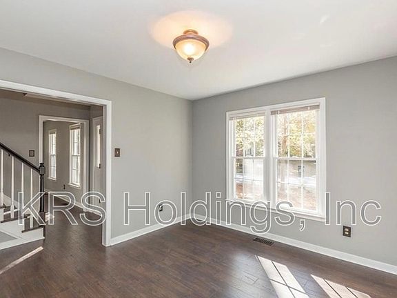 4th image of 7506 Northford Ln