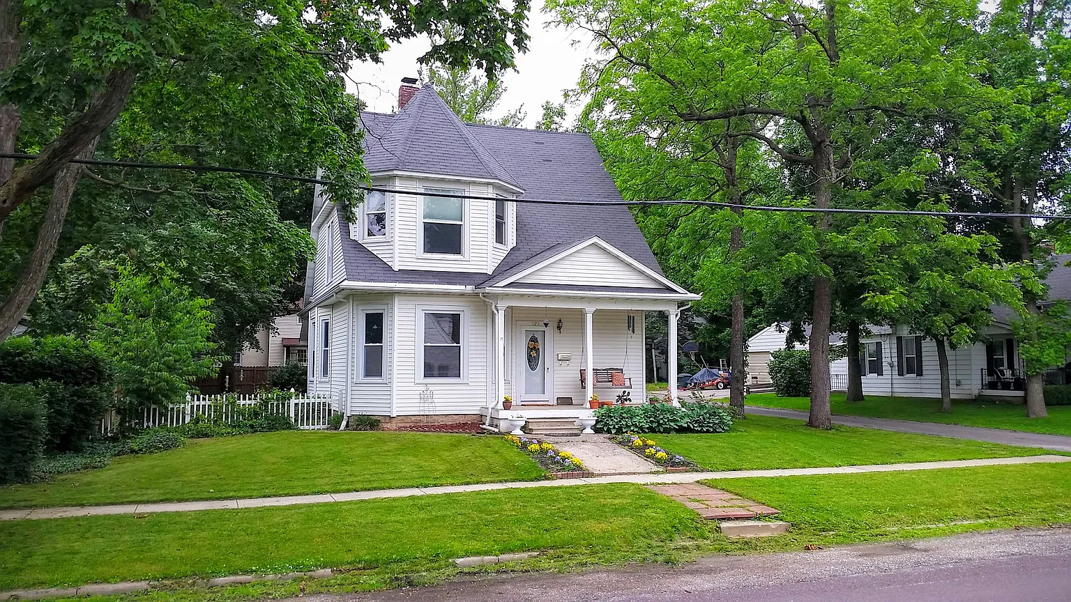 525 Vine St photo 1