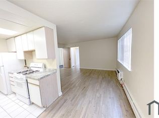 801 Dahlia St APT 5, Denver, CO 80220