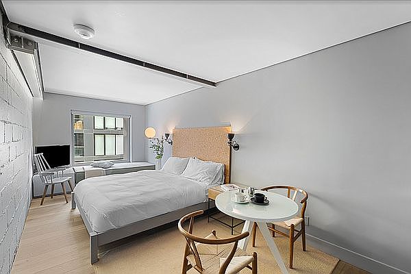 1st image of 119 Orchard St #24