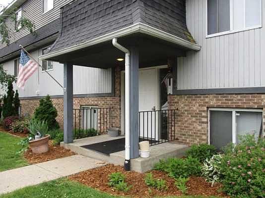 1st image of 721 Keenway Cir APT B