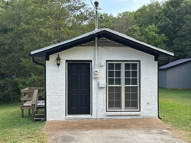 2568 Sowell Mill Pike — Photo 12