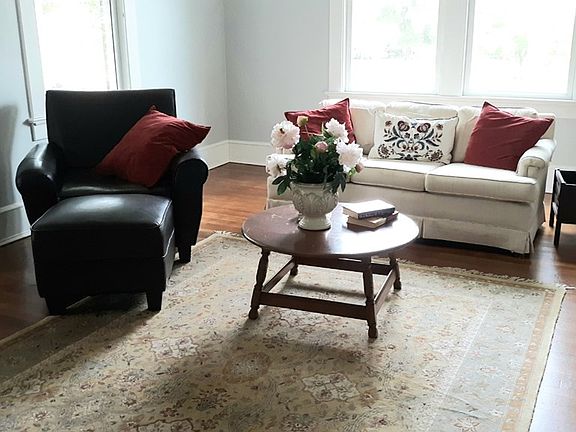 3rd image of 505 Kirksey Dr W