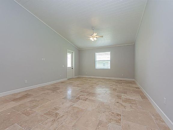 4th image of 421 18th St