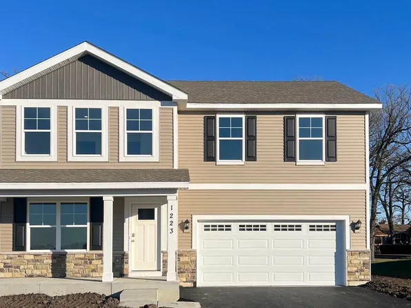 1223 Inkberry Ln, Hampshire, IL 60140