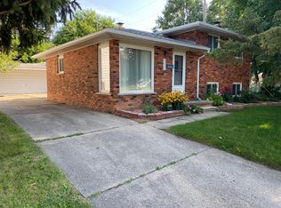 3024 Starr Rd, Royal Oak, MI 48073