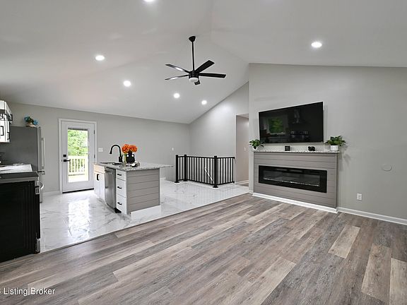 5th image of 5921 Bluestone Rd
